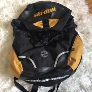 skidoo back packs